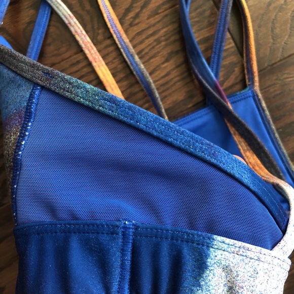 Reebok Lux Strappy Sports Bra Size Small - Picture 3 of 3